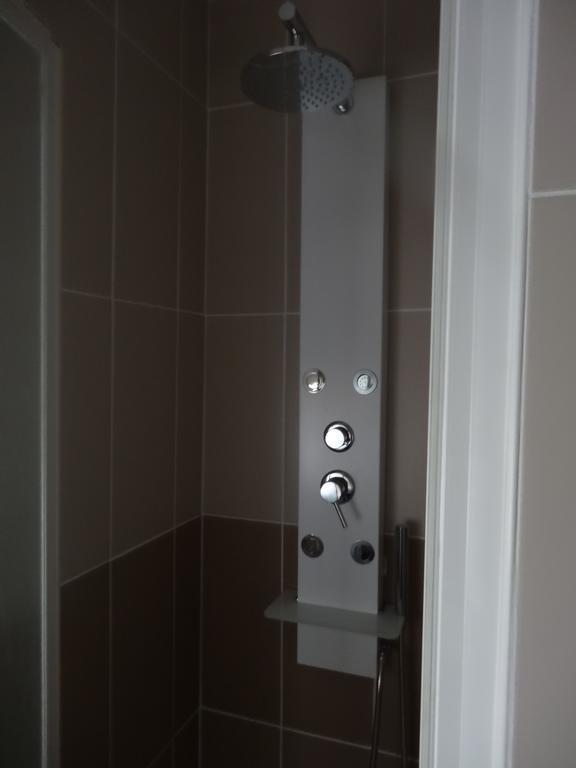 La Bromontoise Chambres D'Hotes Pontgibaud Zimmer foto