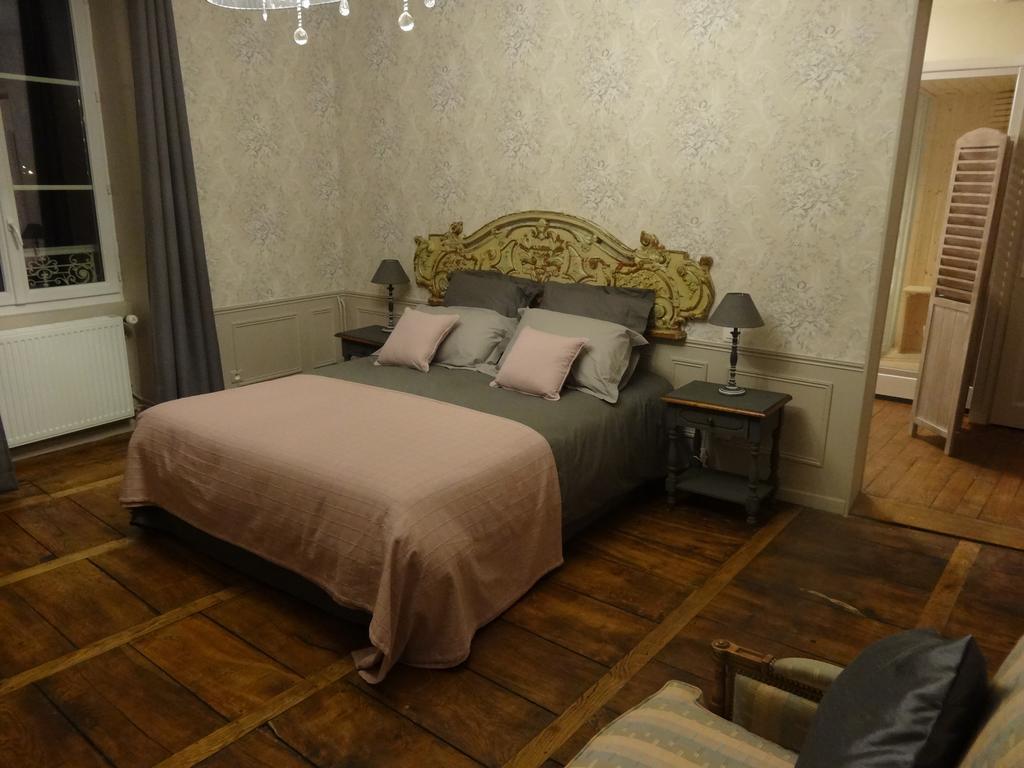 La Bromontoise Chambres D'Hotes Pontgibaud Zimmer foto