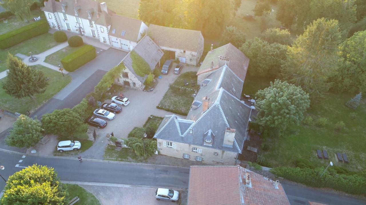 La Bromontoise Chambres D'Hotes Pontgibaud Exterior foto